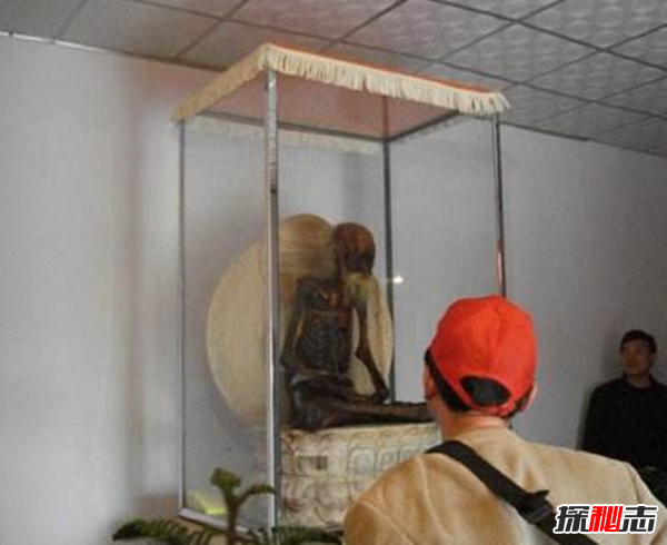 河南160歲老道人真身不腐之謎,參禪打坐時(shí)悄然仙逝
